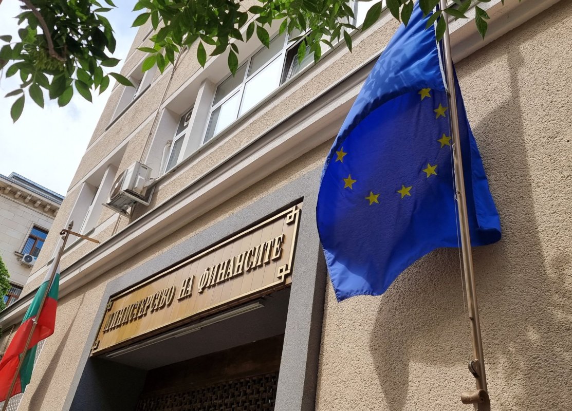 Bulgaristan Maliye Bakanlığı, GERB'in bütçe açığı iddialarını reddetti
