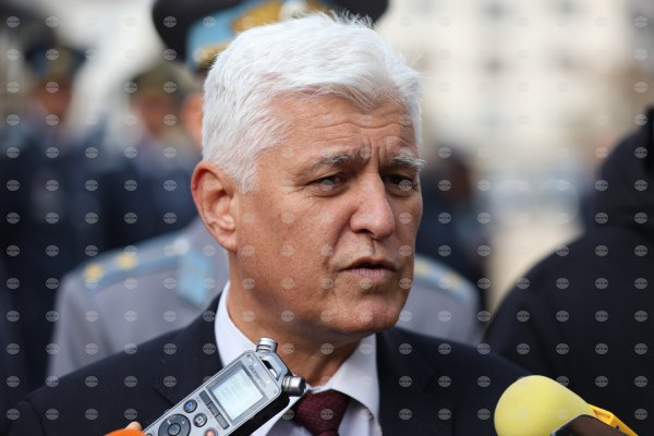 Bulgaristan Savunma Bakanı NATO'dan anti-drone sistemi ve devriye uçağı istedi