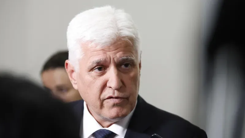 Bulgaristan Savunma Bakanı: Karadeniz'de gemilere saldıran dronlar Rus