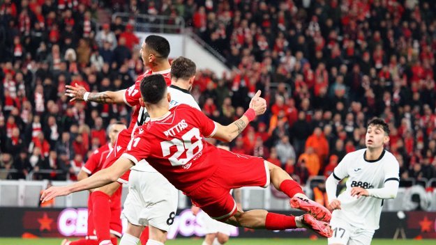 Yeni Bulgar Ordusu stadında CSKA ile Slavia golsüz berabere kaldı