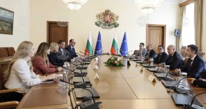Bulgaristan Başbakanı Rumen Radev, Google ile dijital altyapı projelerini görüştü