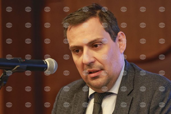 Bulgar Petrol ve Gaz Birliği Başkanı: Yeni emisyon ticareti sistemi yakıt fiyatını litre başına 0,20-1,40 euro artıracak