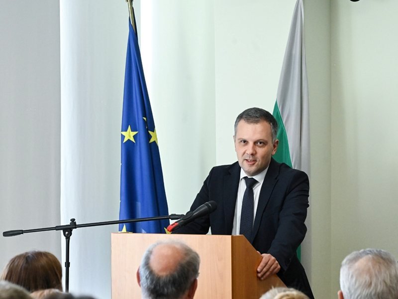 Bulgaristan Adalet Bakanı Naydenov: Elektronik adalet genişletilecek, yapay zekâ için net kurallar geliyor