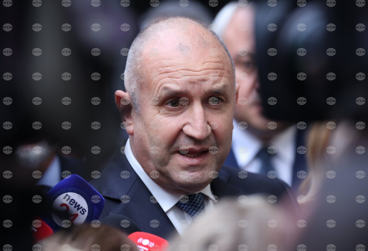 Başbakan Rumen Radev, Bulgar AP milletvekillerini iç siyaset için Avrupa Parlamentosu'nu kullanmakla suçladı