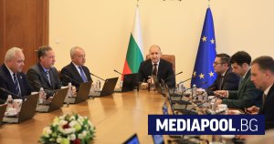 Bulgaristan'da Bakanlar Kurulu'na seçim propagandası iddiası: Gurov CİK'e başvurdu