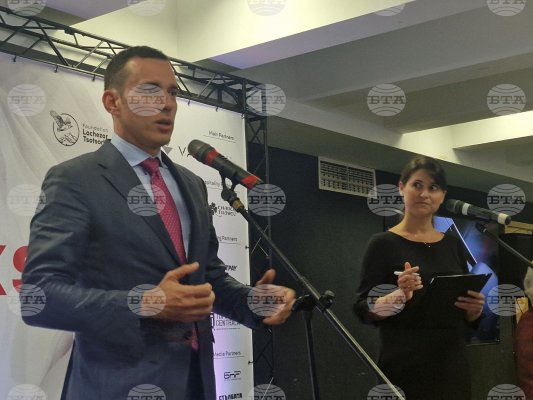 Sofia Sanat Fuarı beş kıtadan 88 sanatçıyla açıldı