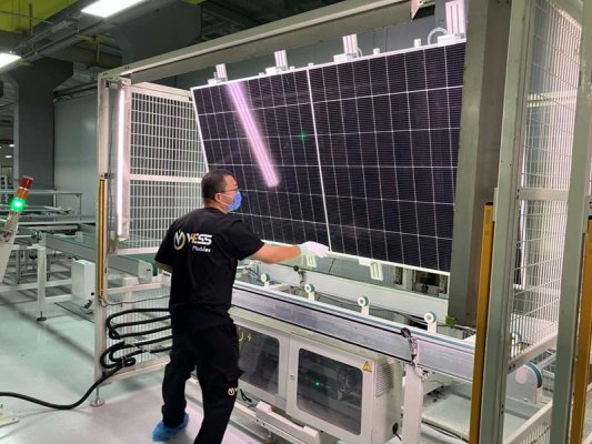 Kırcaali Avrupa'nın en büyük güneş paneli fabrikasına ev sahipliği yapıyor