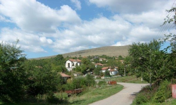 Sofya’ya 40 dakikada ulaşılan Bırlya’da emlak patlaması