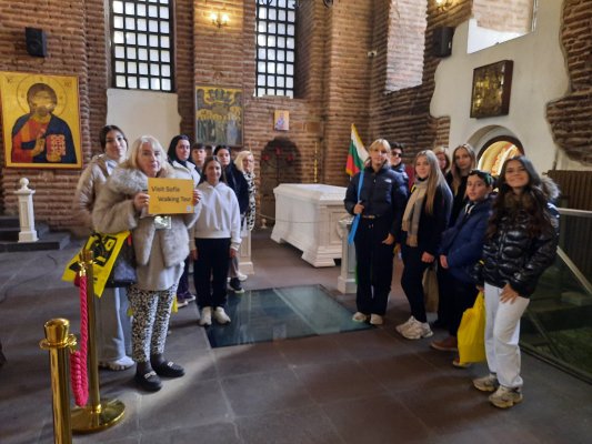 Roma'daki Bulgar çocukları Çar Samuel'in lahdine saygı gösterdi