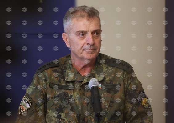 Bulgaristan savunma kuvvetleri komutanı: Batık geminin mürettebatı üç dakikada tepki verebildi