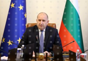 Bakanlar Kurulu 19 Nisan parlamento seçimleri için 60,7 milyon euroluk harcamayı onayladı