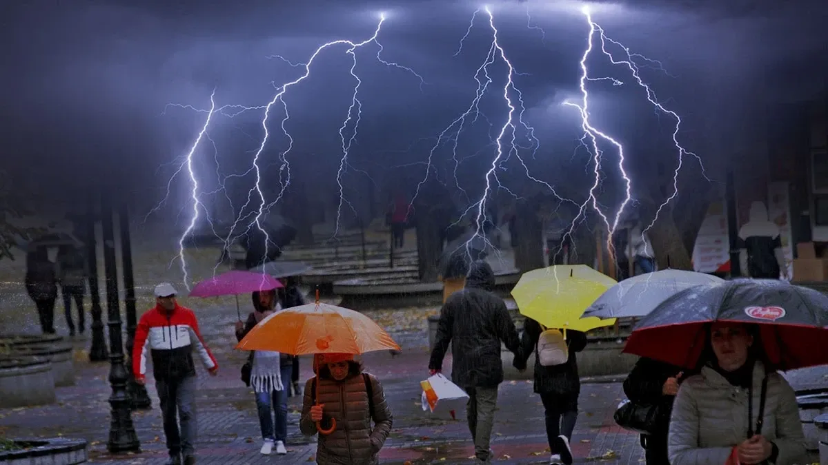 Meteorologlar uyarıyor: birkaç bölgede gök gürültülü fırtına ve kuvvetli rüzgar bekleniyor