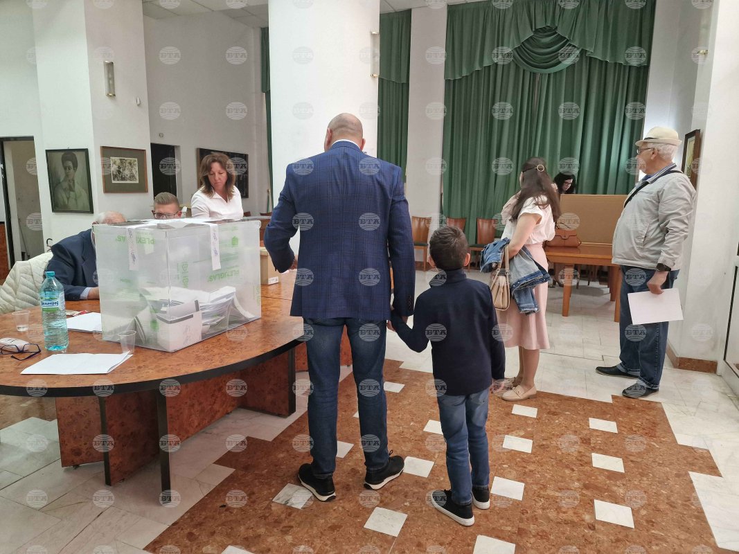Kuzey Makedonya'da Bulgaristan cumhurbaşkanlığı seçimi için yedi oy bölümü açılacak