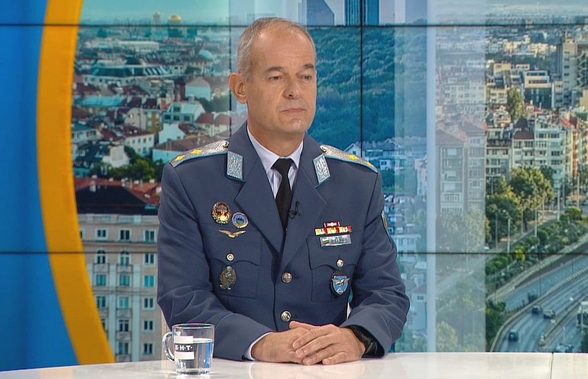 Bulgaristan savaş uçaklarını havalandırdı, general devriyenin süresini açıkladı