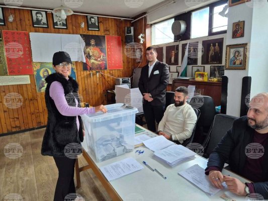 Sırbistan'da Bulgar seçiminde Gurov-Kandev yüzde 48,35 ile ilk sırada