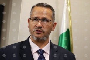 Cumhurbaşkanı adayı Hristanov: Düşük katılım cumhurbaşkanının meşruiyetini sorgulatır