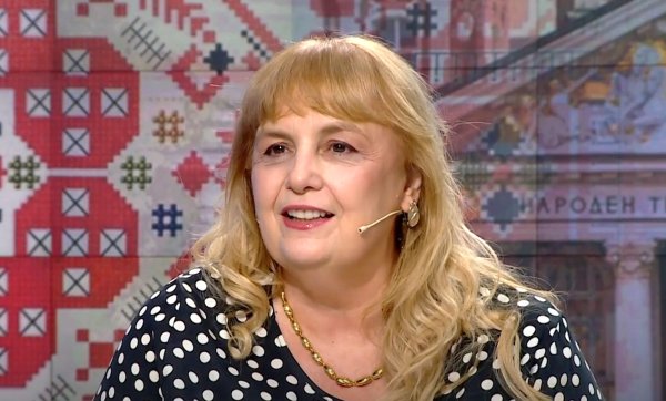 Standart editörü Slavka Bozükova Bulgaristan’ın Kodunu oluşturan beş sembolü açıkladı