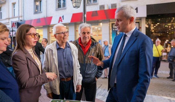 Kostadin Kostadinov Hasköy'de: Bulgaristan ulusal çıkarları savunacak bir başkana ihtiyaç duyuyor