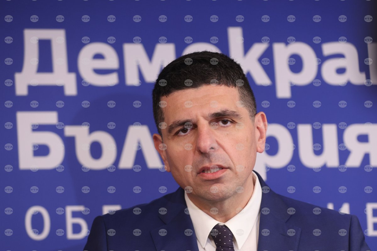 Yes, Bulgaristan eş başkanı Ivaylo Mirchev Contship Jet'in neden kurtarılmadığını sordu