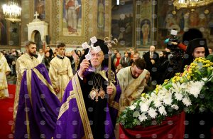 Sofya'da Fener Rum Patriği Bartholomew: Dünya barış ve birliğe ihtiyaç duyuyor