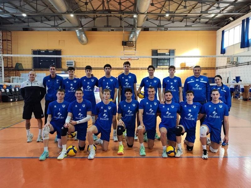 Şampiyon Levski, Yunanistan'da Iraklis'i yendi