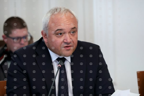 İçişleri Bakanı: Bomba tehditleri Bulgaristan dışından geliyor