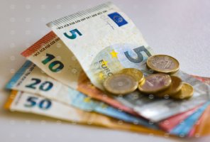 Bulgaristan'da hane halkı mevduatı eylülde yıllık yüzde 16,2 artışla 57,22 milyar euroya çıktı